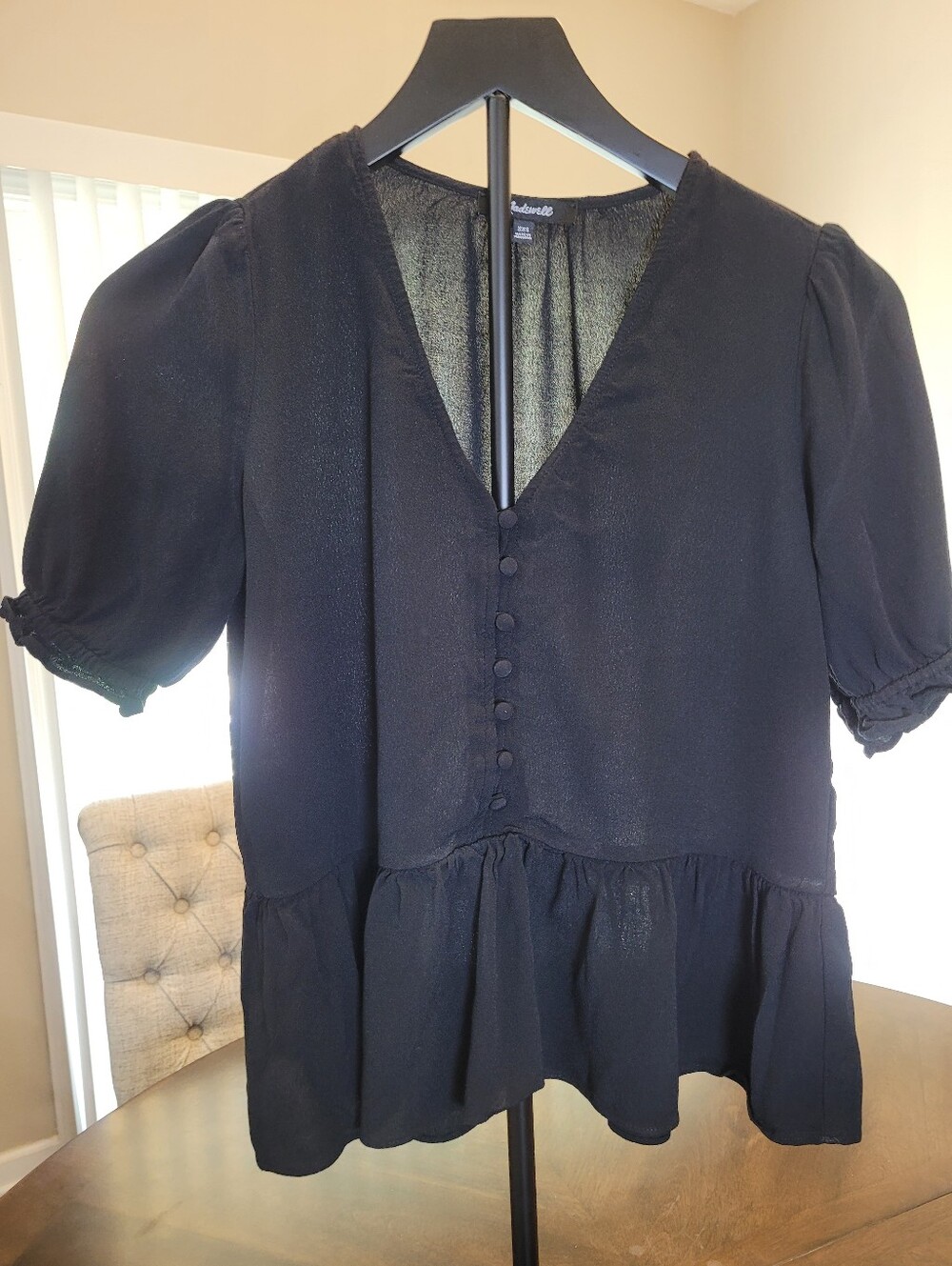 Madewell Black V-Neck Puff Sleeve Peplum Top